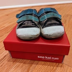 Gray/Blue See Kai Run Waylon Sneakers, Size 6